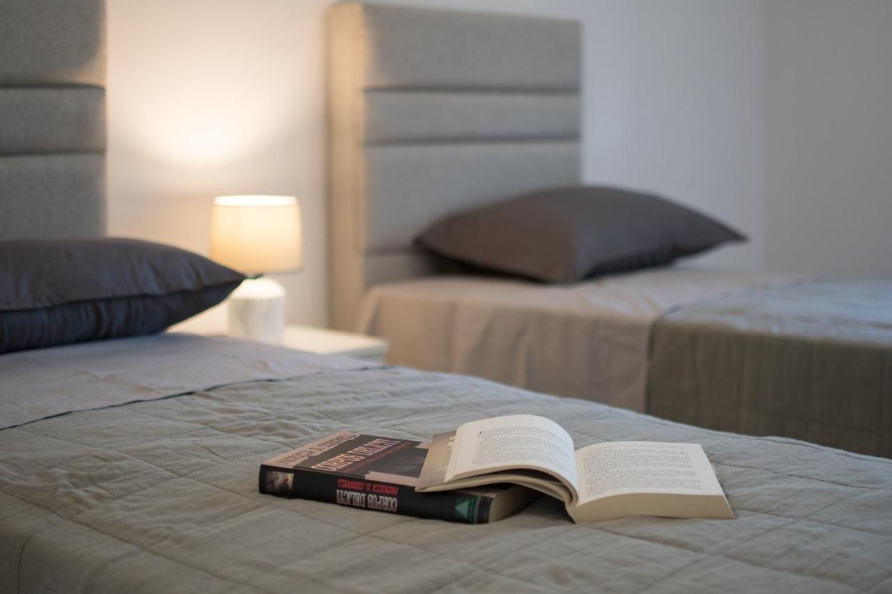 Apartmani Noa I Natali Kaldanija ภายนอก รูปภาพ